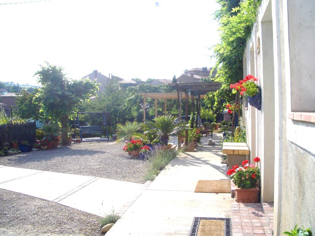 Maison De Laura Salsigne Exteriér fotografie